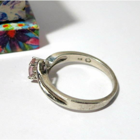 925 Sterling Silver Ring w/ Pink Garnet & White Cubic Zirconia - Picture 5 of 10